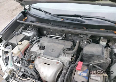 2016 Toyota Rav4 Xle из США, поврежденный, VIN 2T3RFREV4GW459178